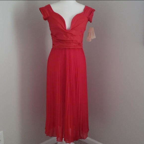 Nicole Miller Dresses & Skirts - Nicole Miller Artelier NWT size12